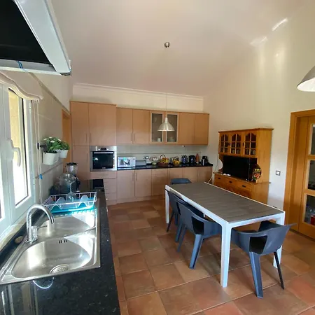 Charming With Pool Close To Faro Portugal Villa *