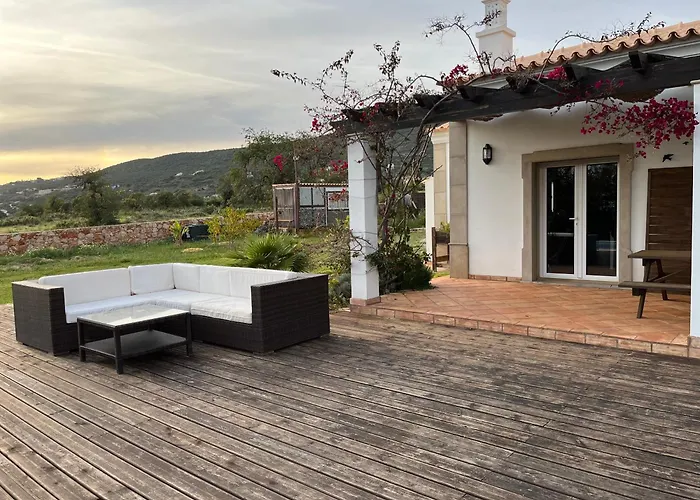 Charming With Pool Close To Faro Portugal *
