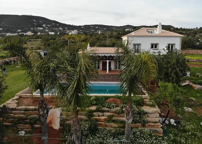 Charming With Pool Close To Faro Portugal