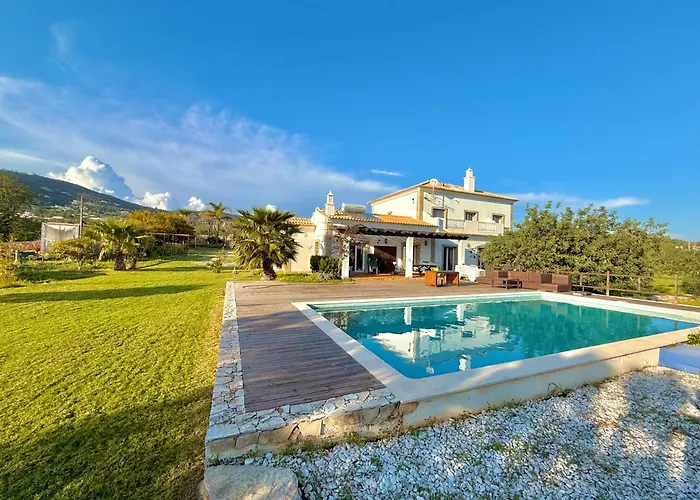Charming With Pool Close To Faro Portugal Villa
